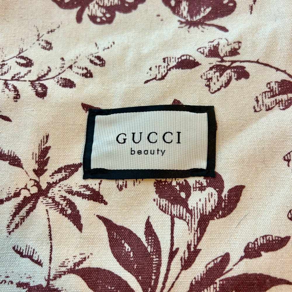 Gucci Beauty Cream and Burgundy Floral Tote - GWP - Picture 2 of 5
